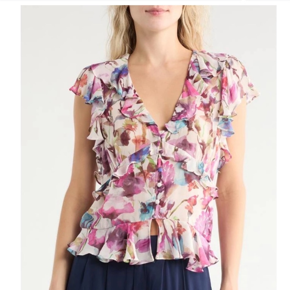 NWT- Jason Wu- Women’s Soft Floral V-Neck Blouse. Size M